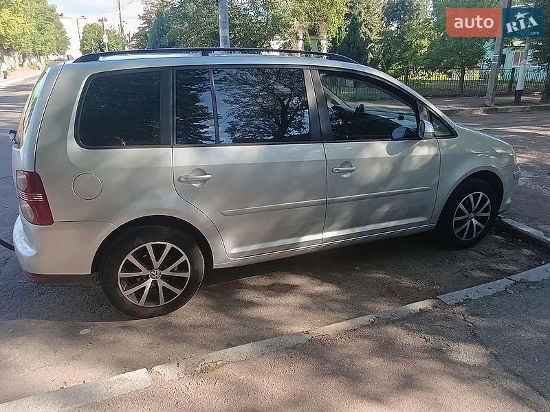 Volkswagen Touran
