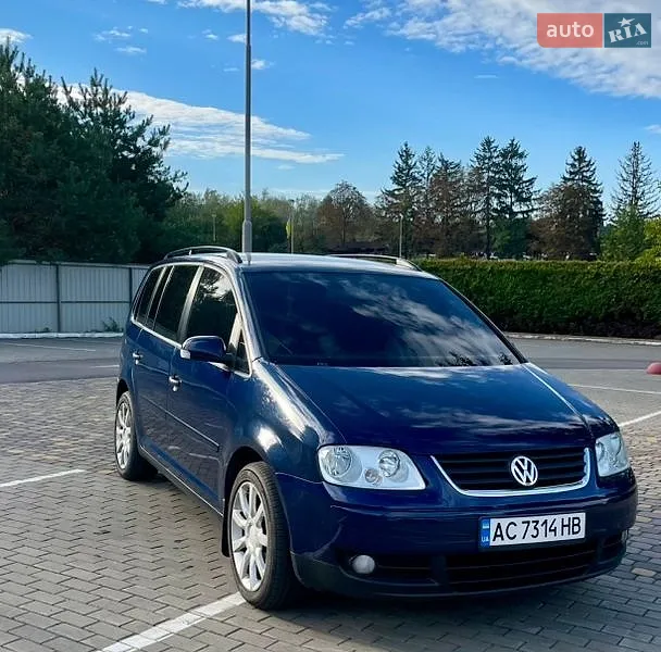Volkswagen Touran