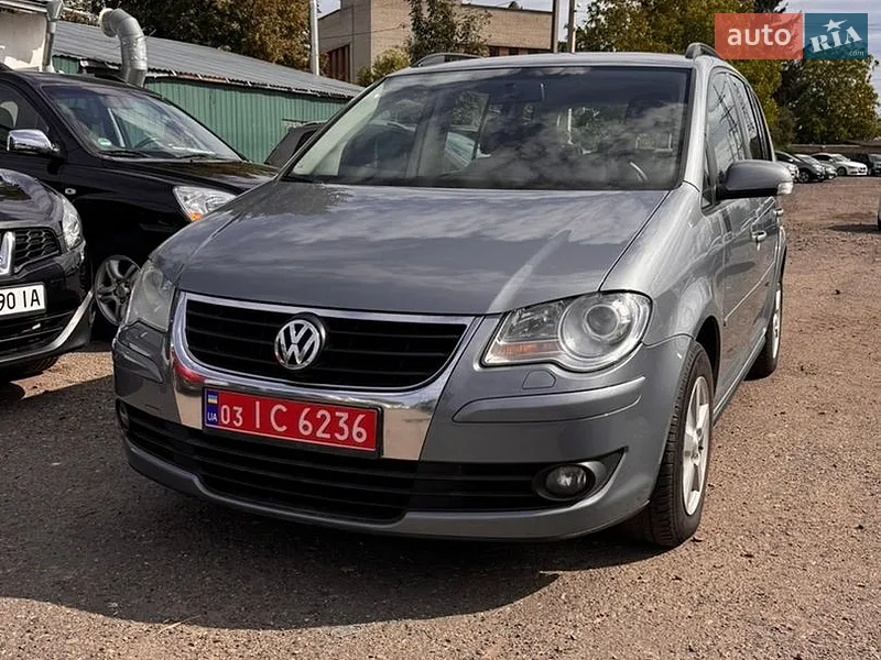 Volkswagen Touran