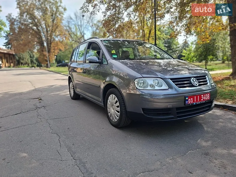 Volkswagen Touran