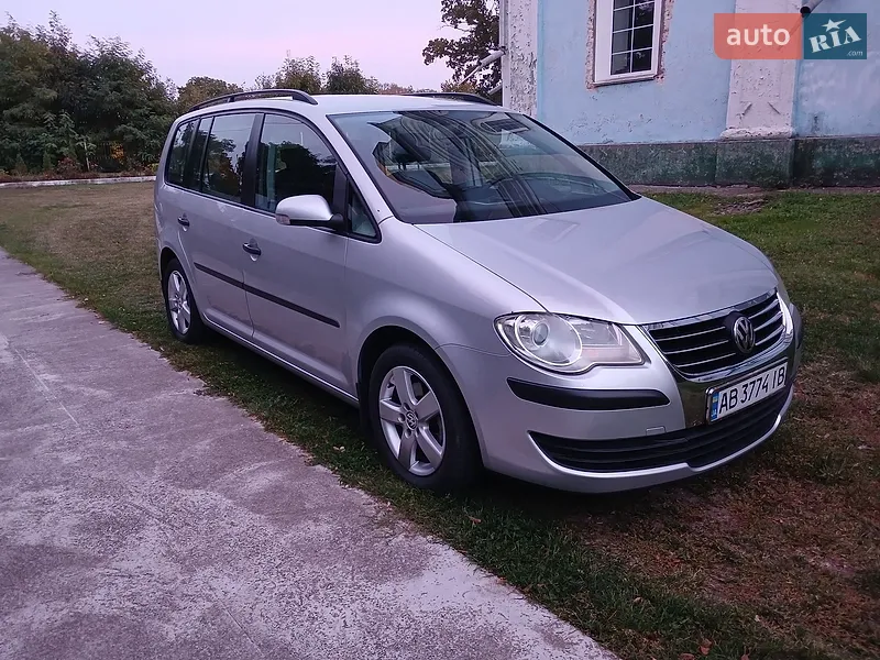 Volkswagen Touran