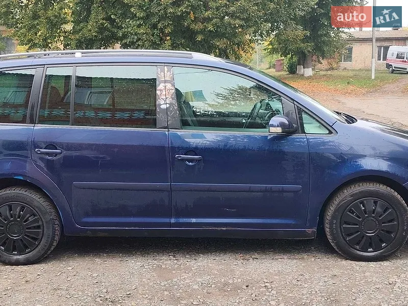 Volkswagen Touran