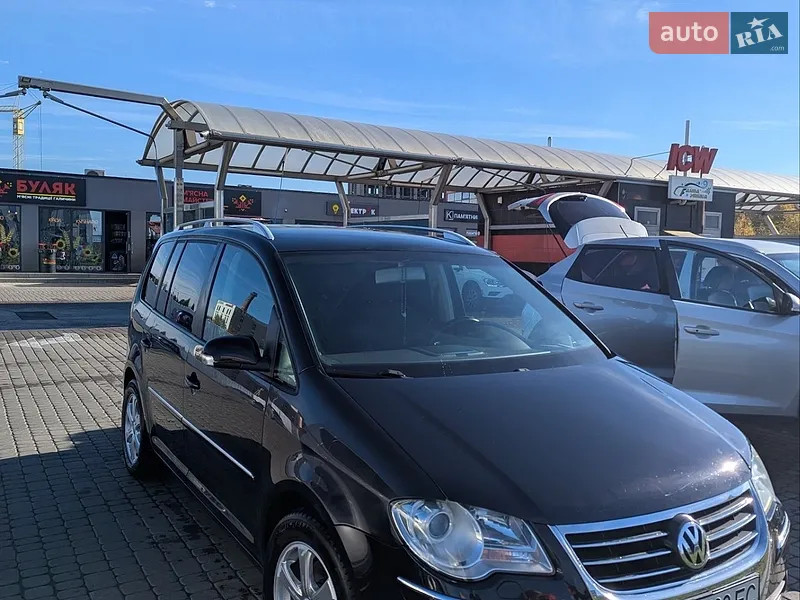 Volkswagen Touran