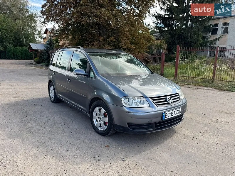 Volkswagen Touran