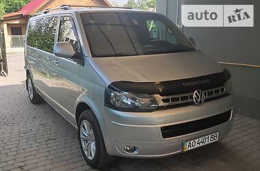 Volkswagen Transporter MULTIVAN LONG 2010