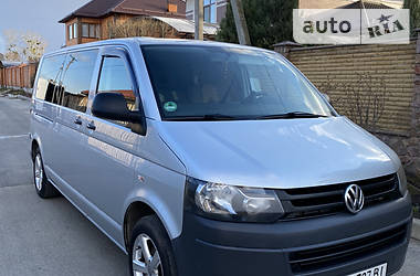 Volkswagen Transporter  2011