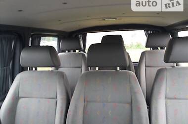 Volkswagen Transporter  2010