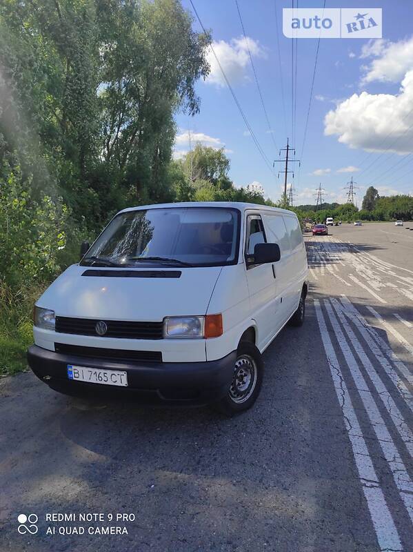 Грузопассажирский фургон Volkswagen Transporter