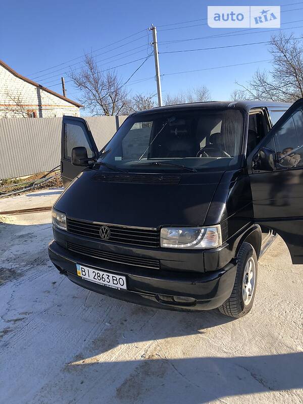 Грузопассажирский фургон Volkswagen Transporter