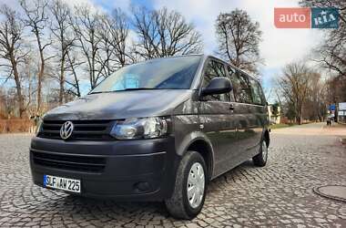Volkswagen Transporter  2015