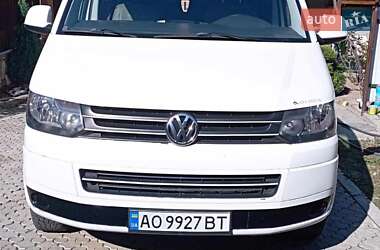 Volkswagen Transporter  2010