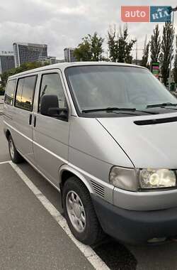 Volkswagen Transporter  2002