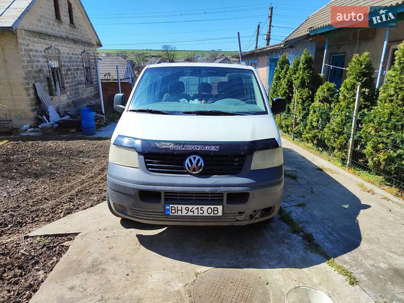 Легковые Volkswagen Transporter