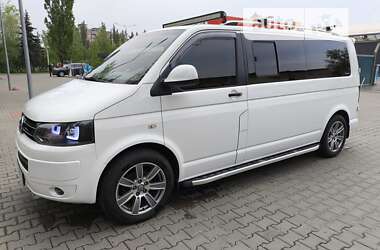 Volkswagen Transporter  2010