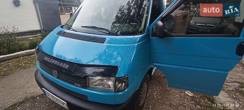Легковые Volkswagen Transporter