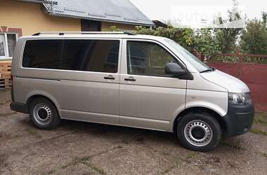 Volkswagen Transporter  2012