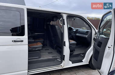 Volkswagen Transporter  2011