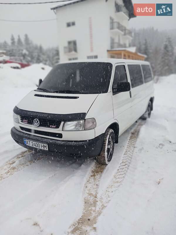 Volkswagen Transporter 2002 року в Івано-Франківську