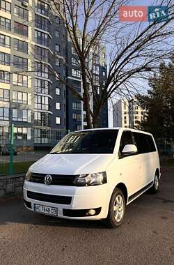 Volkswagen Transporter  2011