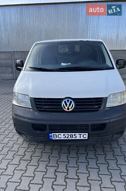 Volkswagen Transporter  2005