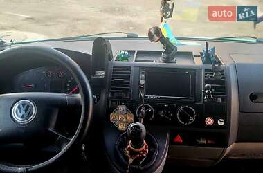 Volkswagen Transporter  2004