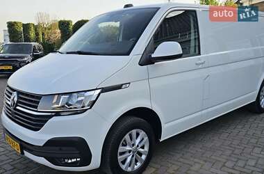 Volkswagen Transporter  2021