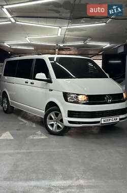 Volkswagen Transporter  2015