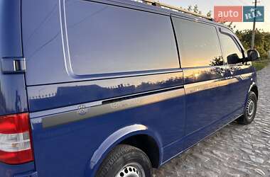 Volkswagen Transporter  2011