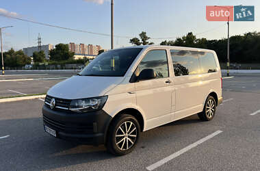 Volkswagen Transporter  2016