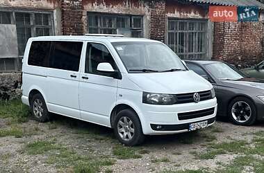 Volkswagen Transporter  2011