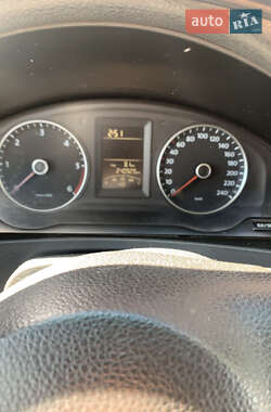 Volkswagen Transporter  2010