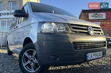 Volkswagen Transporter  2011