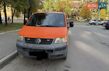 Volkswagen Transporter  2005