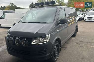 Volkswagen Transporter  2017