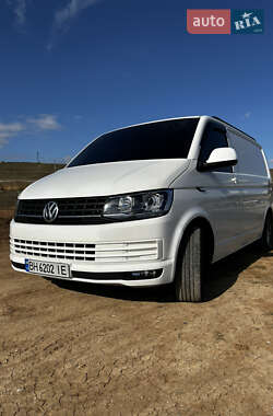 Volkswagen Transporter  2016