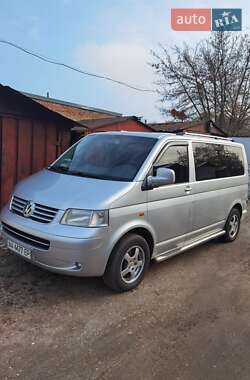 Volkswagen Transporter  2005