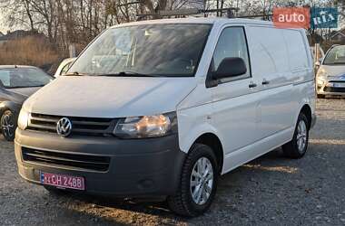 Volkswagen Transporter  2010