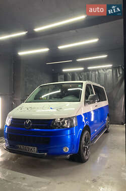 Volkswagen Transporter  2012