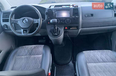 Volkswagen Transporter  2009