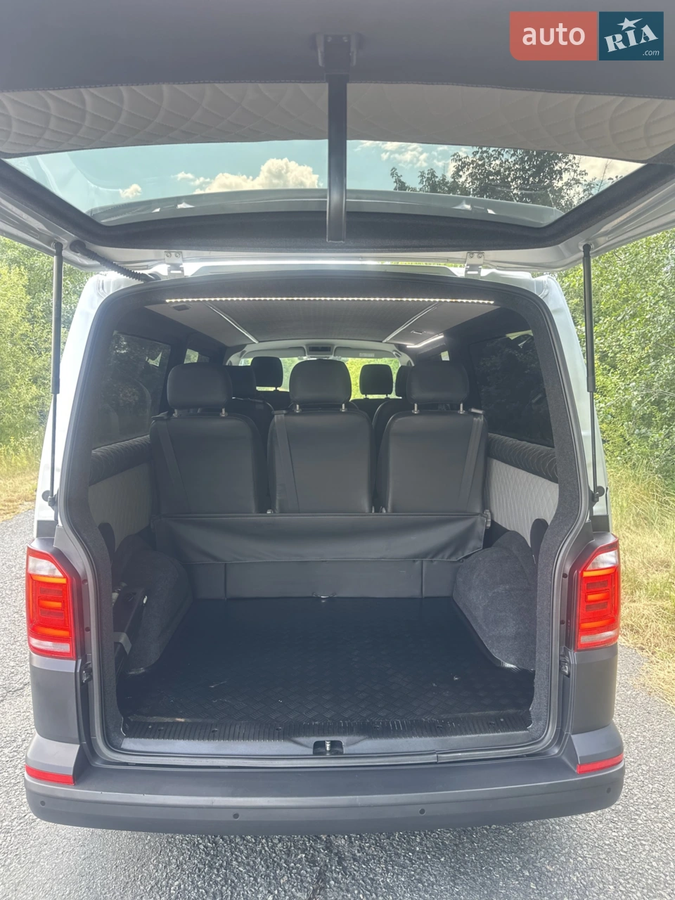 2019 Volkswagen Transporter - мініатюра 4
