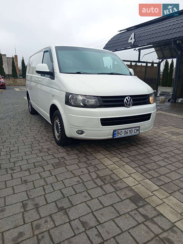 Вантажний фургон Volkswagen Transporter