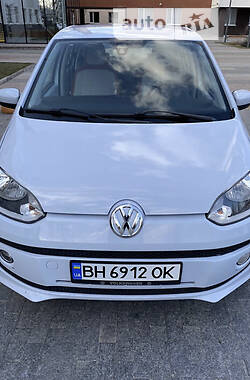 Volkswagen Up  2013