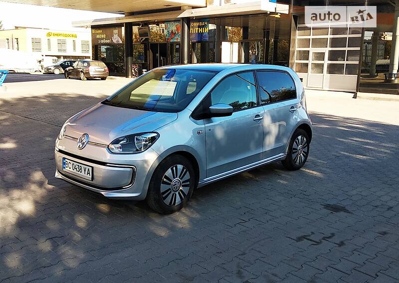 Volkswagen Up