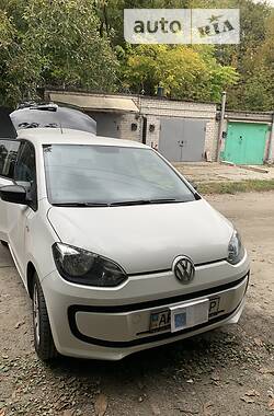 Volkswagen Up Load  2016