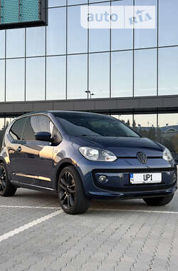 Volkswagen Up  2014