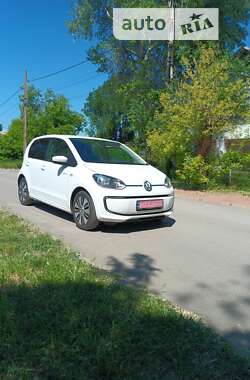 Volkswagen Up  2013