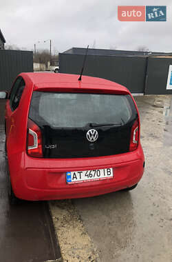 Volkswagen Up  2012