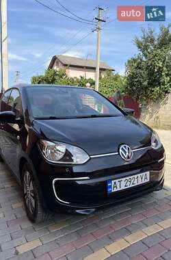 Volkswagen Up 2013