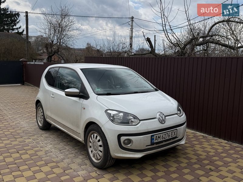 Volkswagen Up