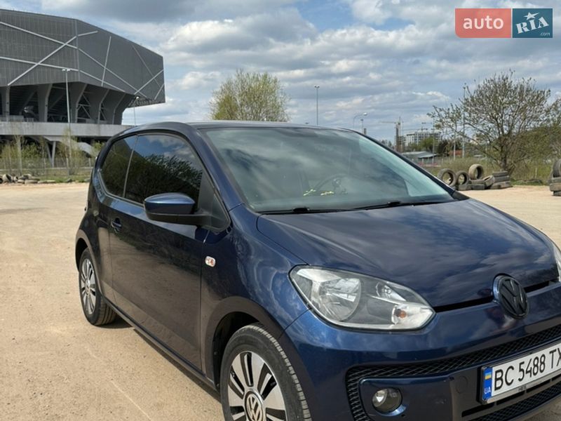 Volkswagen Up